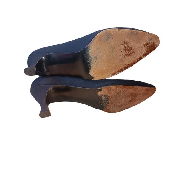 Stuart Weitzman Black peau de soie heels pumps low heel sz 8.5 B - Picture 4 of 5